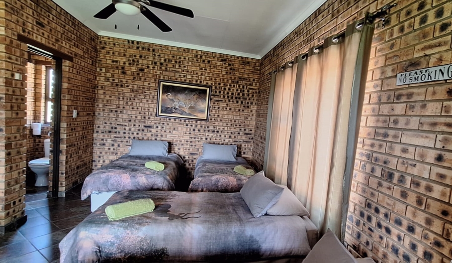 10 Bedroom Property for Sale in Swartruggens North West